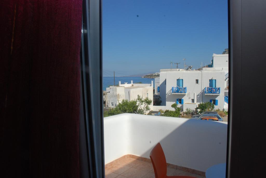 Pension Katerina Studios เตลอส ภายนอก รูปภาพ