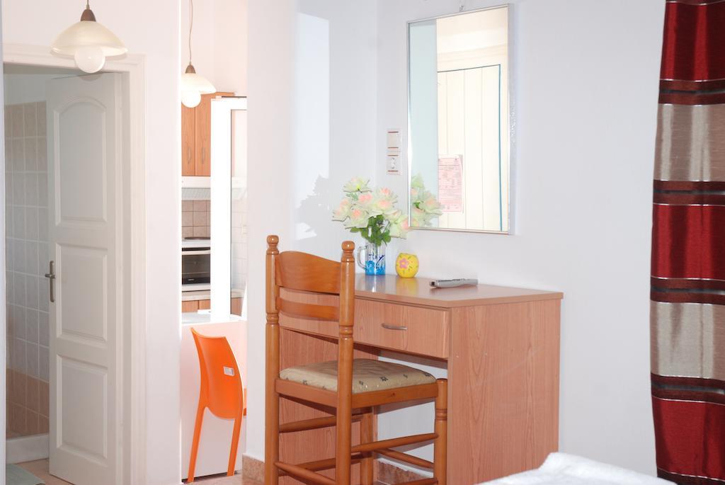 Pension Katerina Studios เตลอส ห้อง รูปภาพ